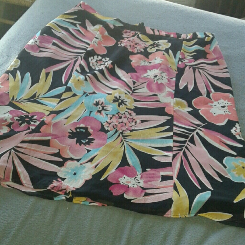 Women's skirt